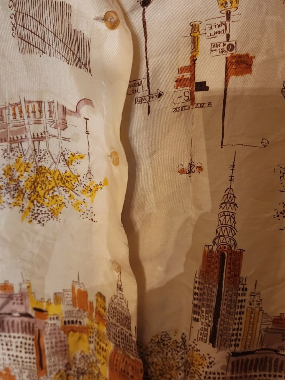 Silk Faille Top with Pattern Featuring Mid-Century New York, Vintage 1950s , 4-6 - Picture 4 of 10